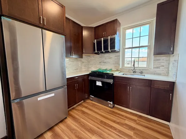 89 Pacific Ave Floor 2, Garfield, NJ 07026