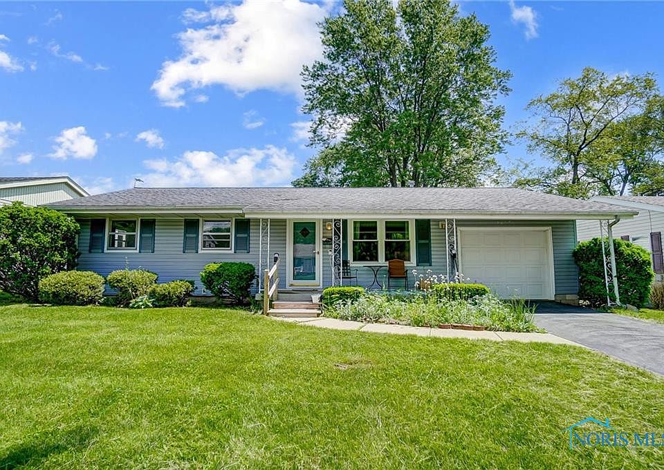 1st image of 2619 Hollybrook Dr