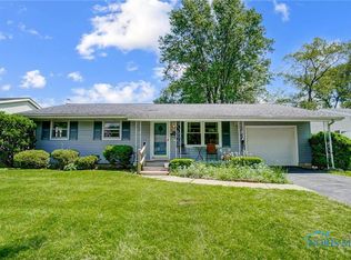 2619 Hollybrook Dr, Findlay, OH 45840