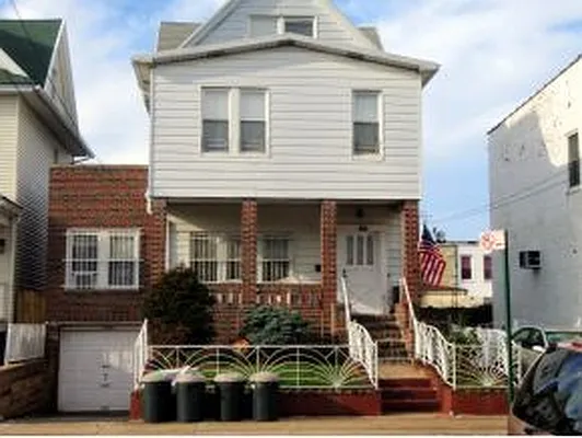 Sold by Sav A Lot Realty Inc | media 5