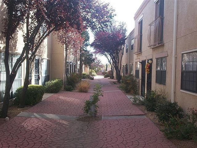 2nd image of 6041 Sequoia Rd NW APT C3