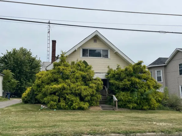 45 Broadway St, Shelby, OH 44875