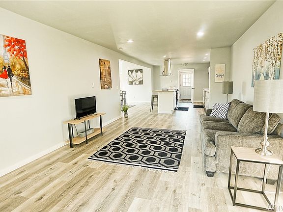 4th image of 4417 N 22nd St