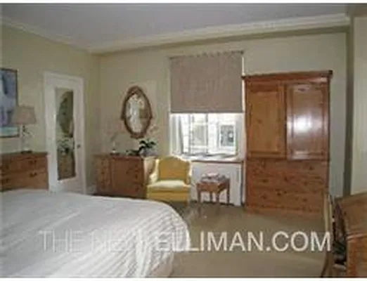 Rented by Douglas Elliman | media 3