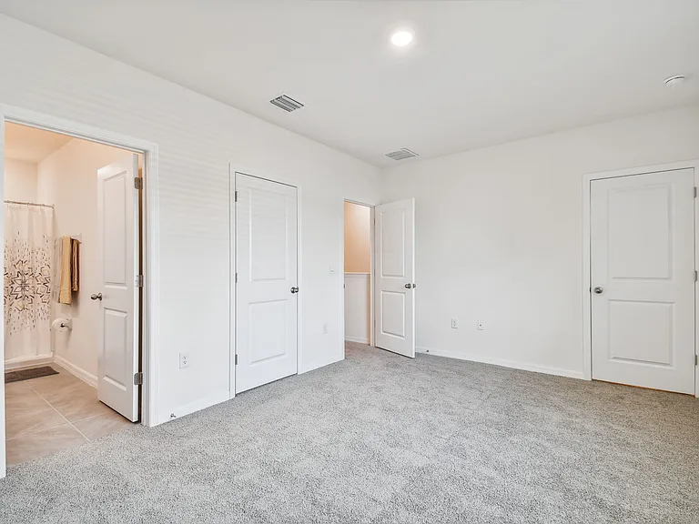 5679 English Oak Ln — Photo 30