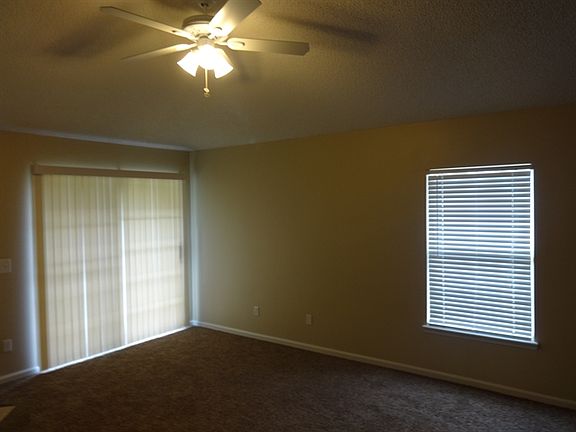 3rd image of 2966 Tuscarora Trl