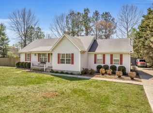 211 Loxley Ln, Murfreesboro, TN 37127