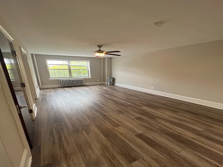 Campus Apartments — Photo 16