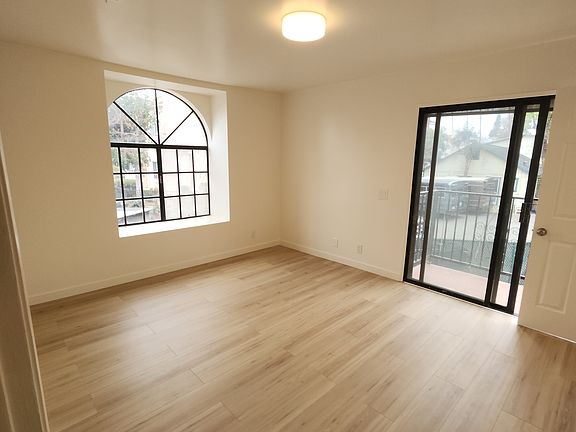 2nd image of 109 Marion Ave