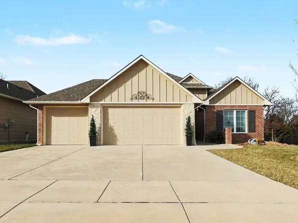 6237 E Central Park Ct, Bel Aire, KS 67220