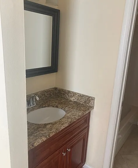 16 Carmine Pl — Photo 7