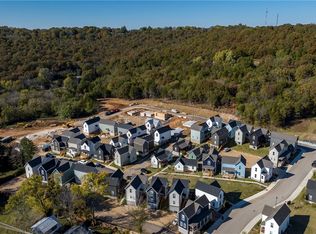 3093 W Tulsa St, Fayetteville, AR 72704