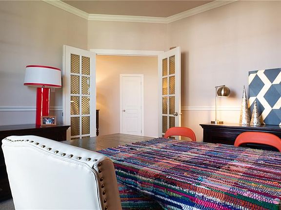 5th image of 4013 Tyler Ave #37