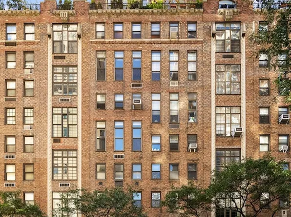 434 East 52nd Street image 8 of 8