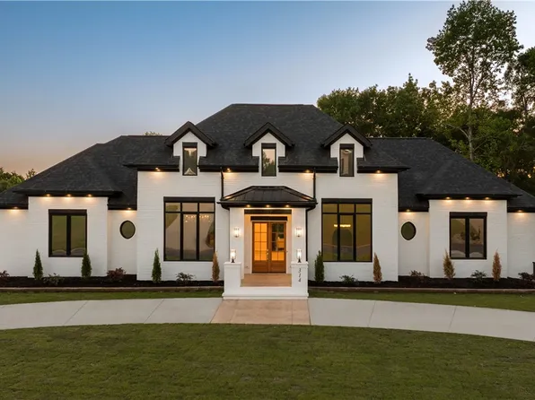 314 Shoreview Dr, Chesnee, SC 29323