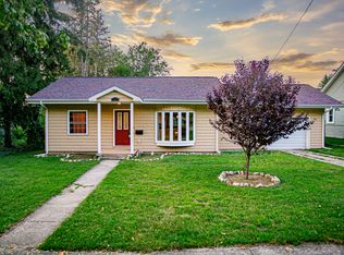 1209 Barnes St, Albion, MI 49224