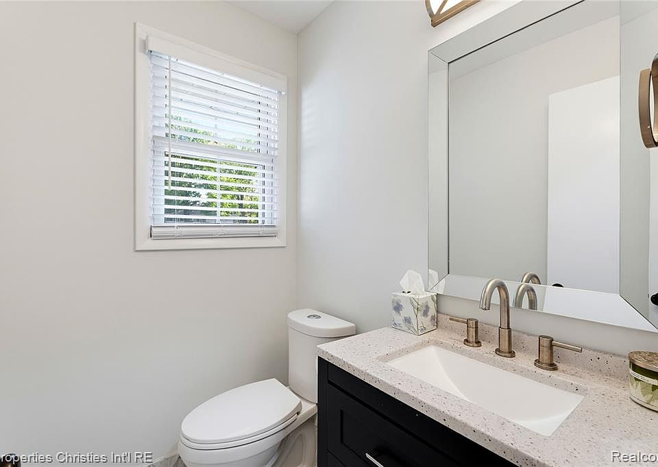 4494 Burnley Dr, photo 19