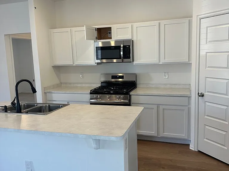 1220 S Brook Dr — Photo 10