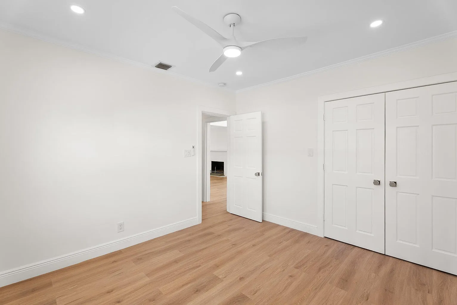 2 bed, 1238 sqft, $4,000 — Photo 4