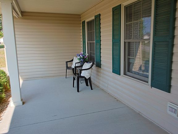 5th image of 78 Peachtree Dr