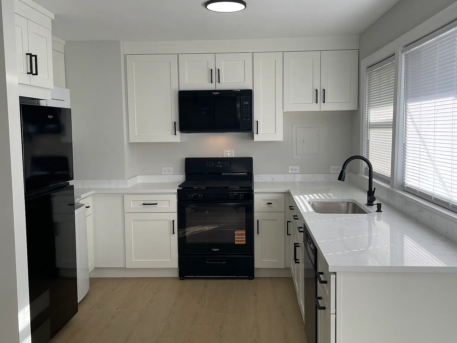 2 bed, 1200 sqft, $2,000 — Photo 1