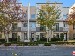 25 Delancy, Irvine, CA 92612