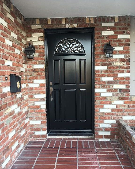2nd image of 129 College Park Dr