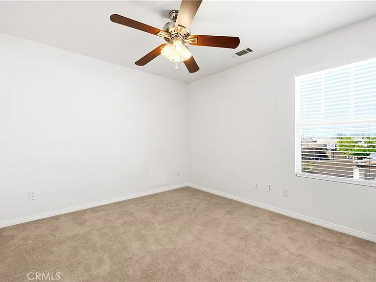43023 Artesia Ct — Photo 18