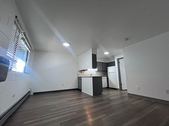 3rd image of 713 N Garfield Ave #Garfieldc2