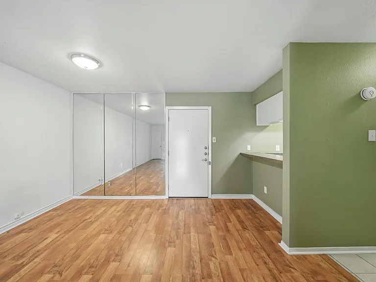 3131 Cummins St #80 — Photo 7