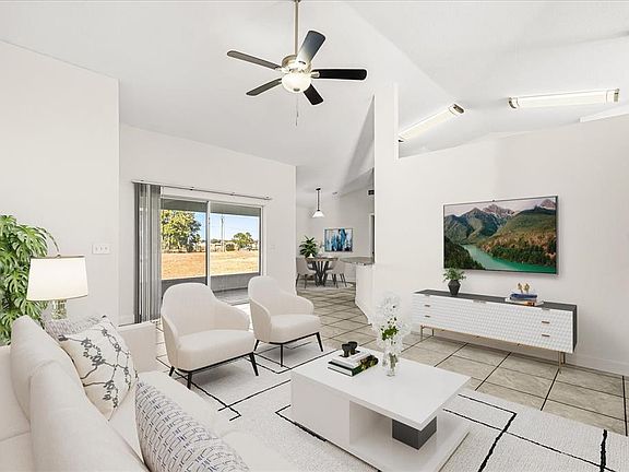 4th image of 525 Drayton Rd