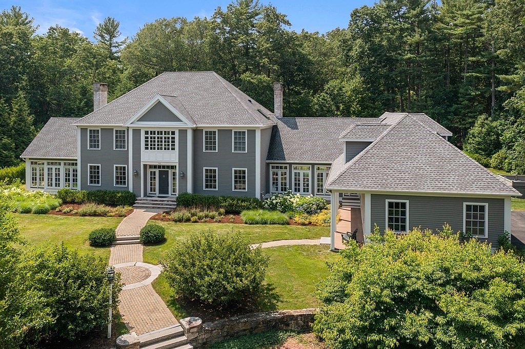 782 Strawberry Hill Rd, Concord, MA 01742 Zillow