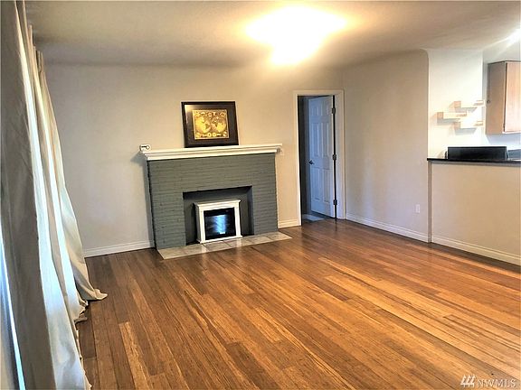 3rd image of 6528 Lakewood Blvd SW