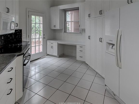 5th image of 14 Sparwheel Ln