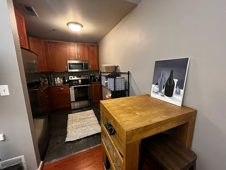 130 S 22nd St #3E — Photo 14