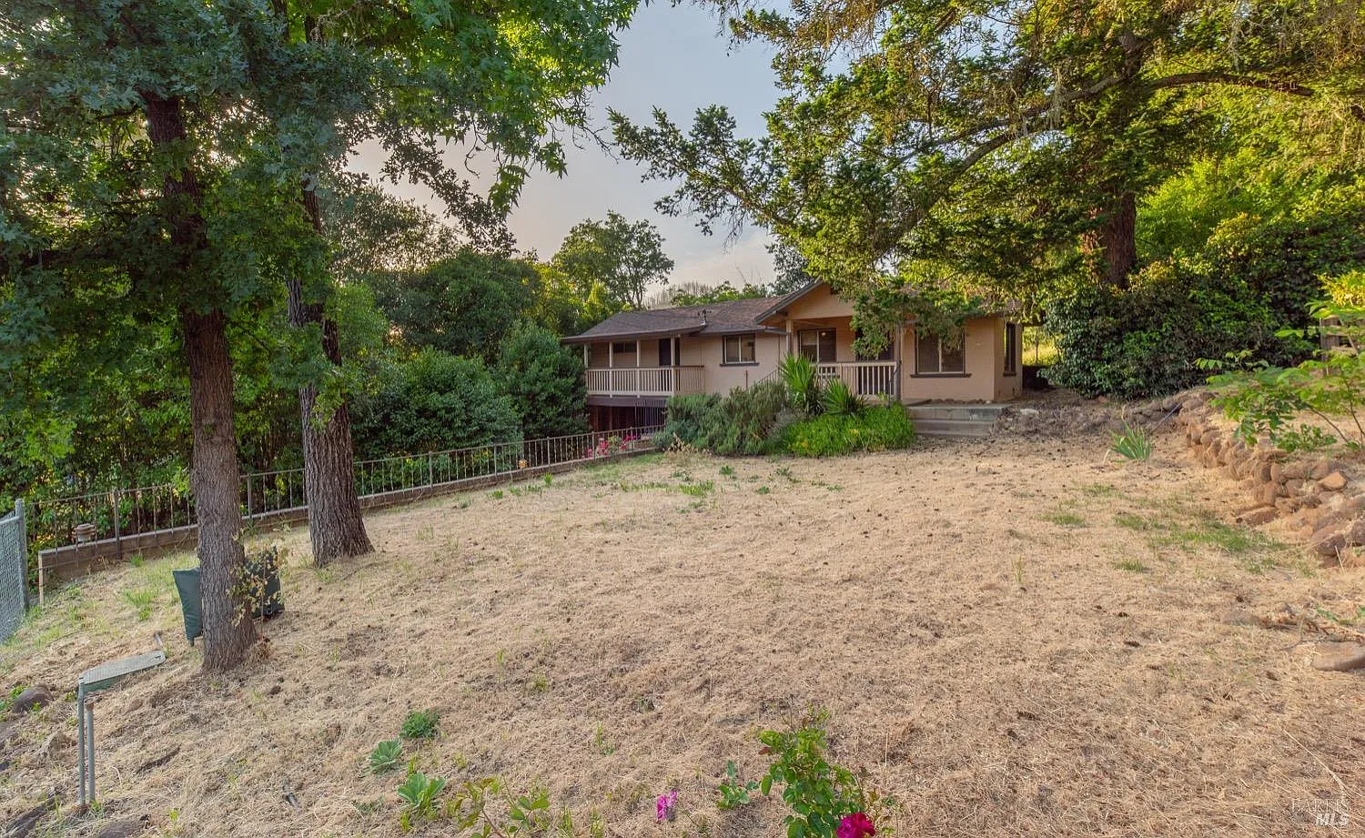 104 Rose Lane photo 1