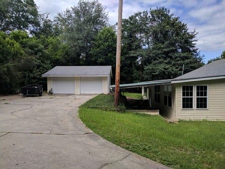 5th image of 951 Ergle St