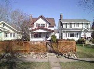 4611 W 5th St, Duluth, MN 55807