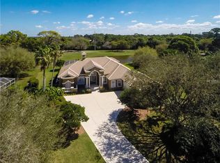 486 E Mac Ewen Dr, Osprey, FL 34229