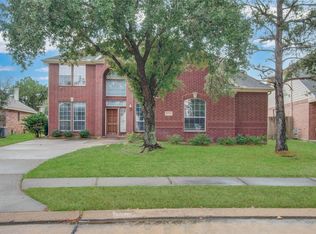 16819 Newlight Bend Dr, Houston, TX 77095