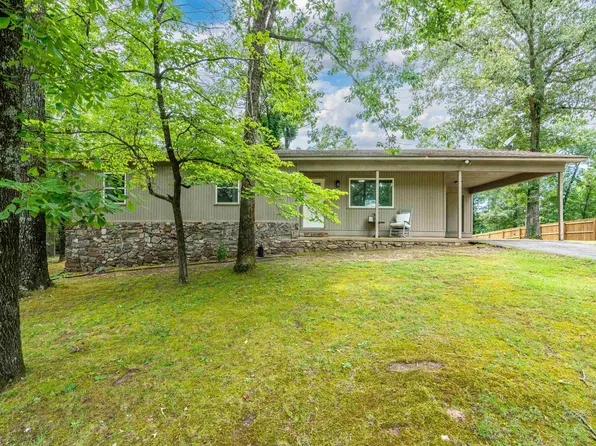 104 Birdie Ln, Hot Springs, AR 71913