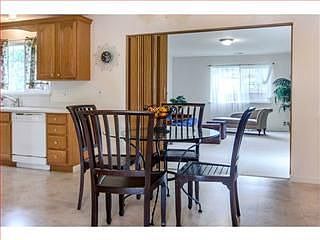 4th image of 986 Wood Duck Ave