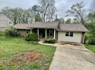 809 Chestnut Wood Ln, Chattanooga, TN 37421