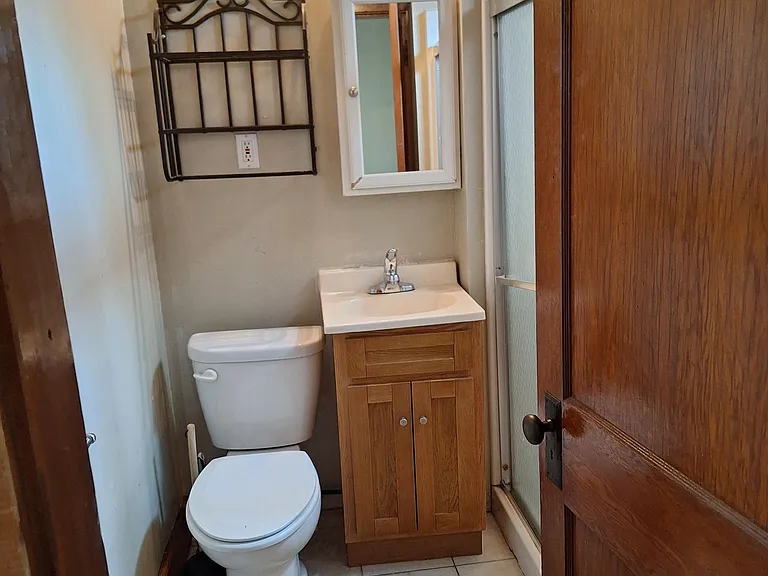 3179 N High St #1 — Photo 3