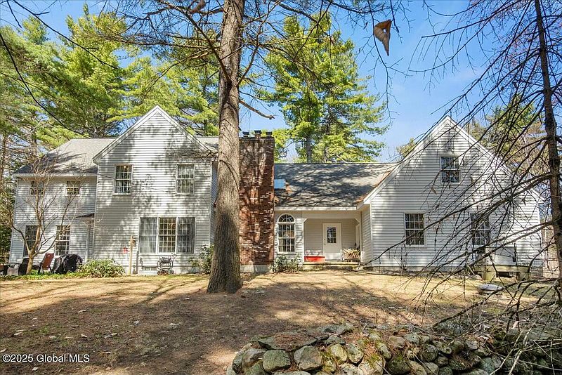 3rd image of 36 Kirker Drive
