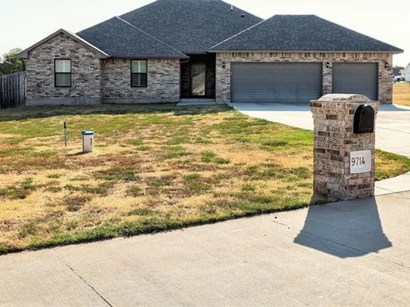 9714 Country Side Ln, Guthrie, OK 73044