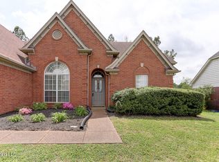 12855 Fox Ridge Ln, Olive Branch, MS 38654