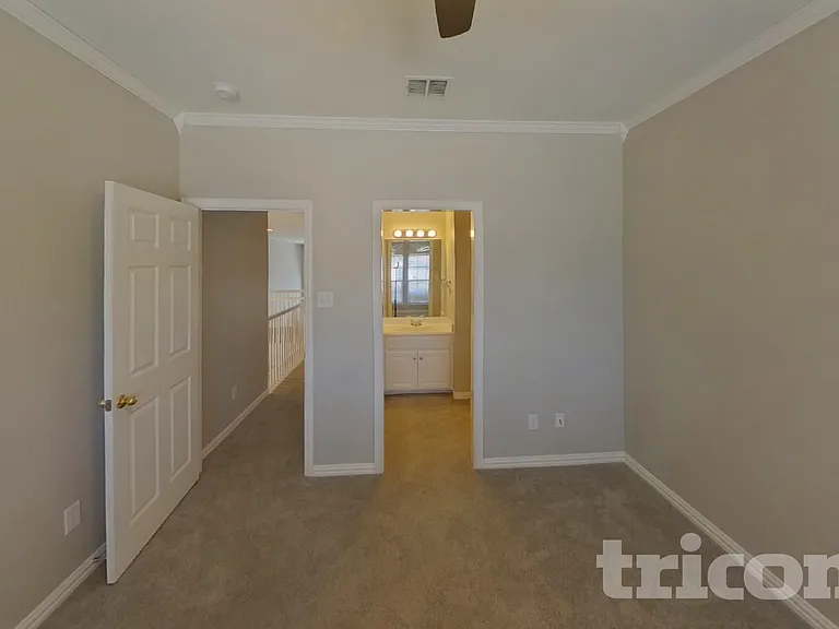 1980 Creekside Dr — Photo 14