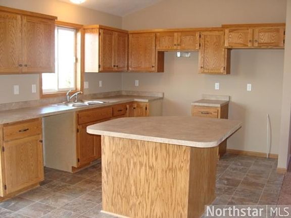 2nd image of 1157 Farmers Ln