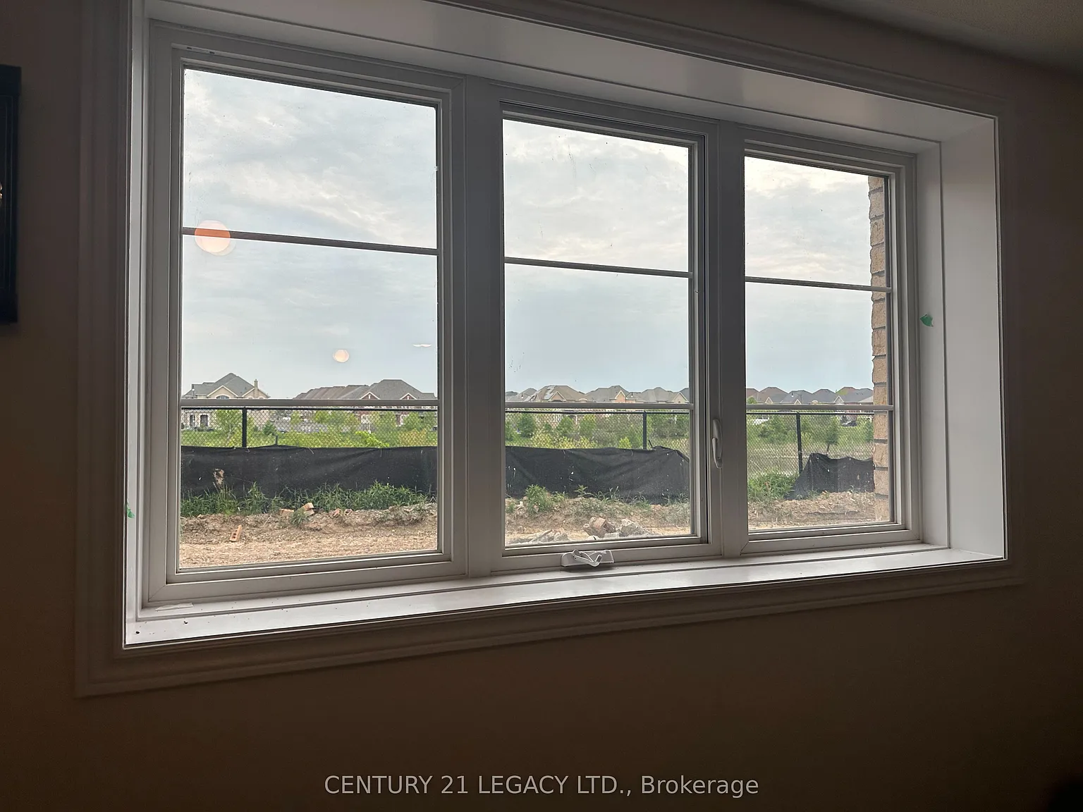 2 bed, $2,300 — Photo 4